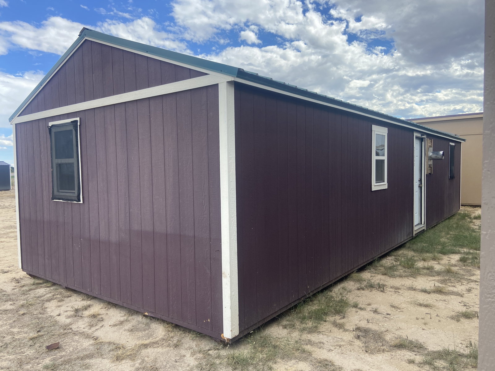 USED: 14x40 Side Utility