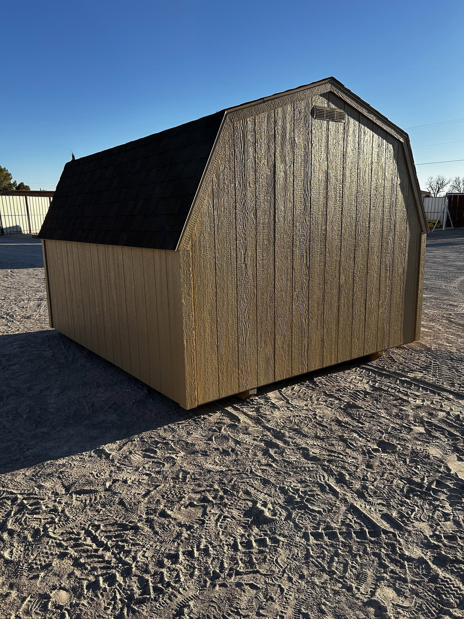 10x12x4 Frontier Barn - View 4