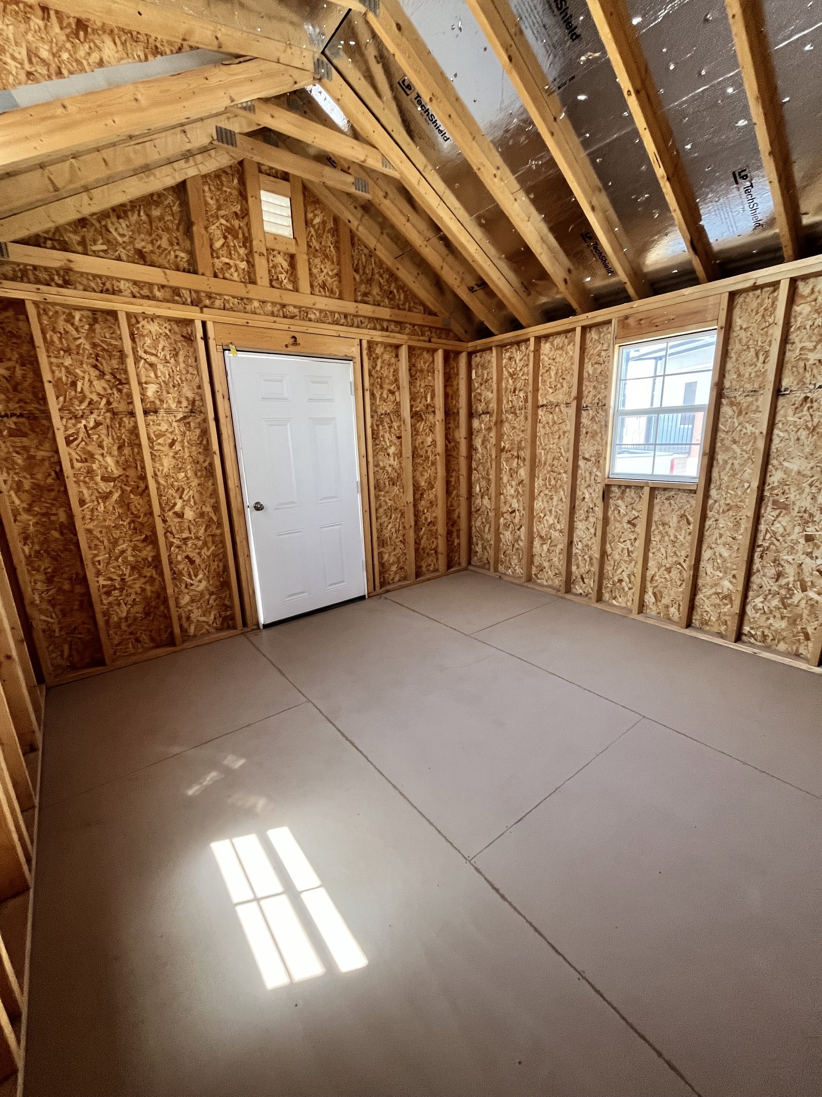 12x12x7 Classic Studio - View 7