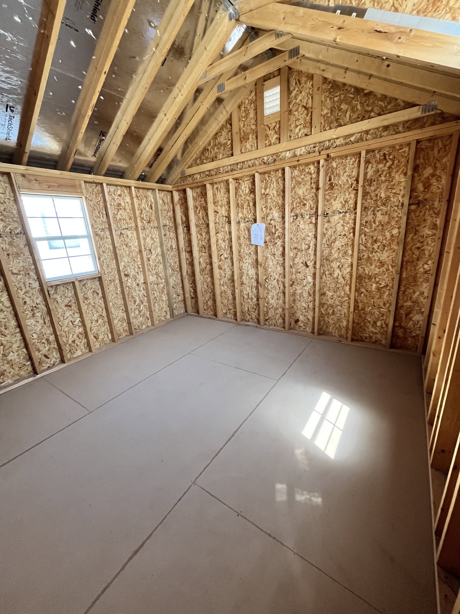 12x12x7 Classic Studio - View 10