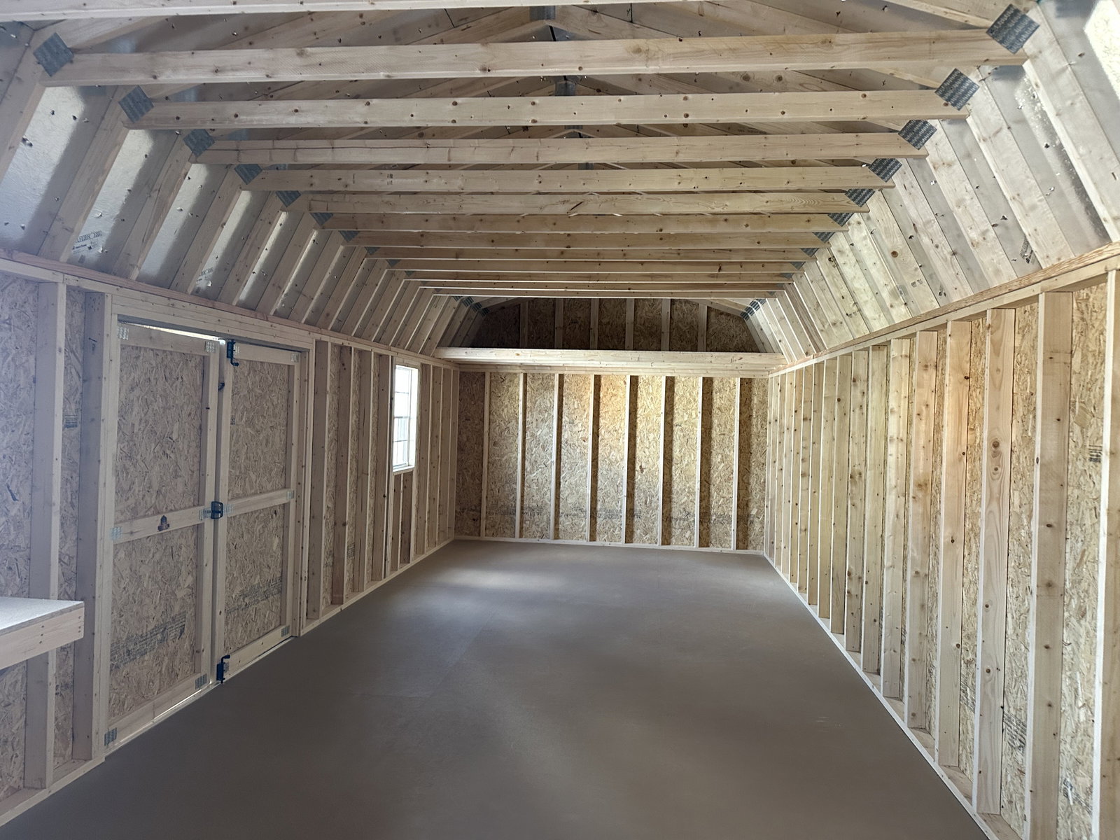 12x32x7 Western Barn - View 4