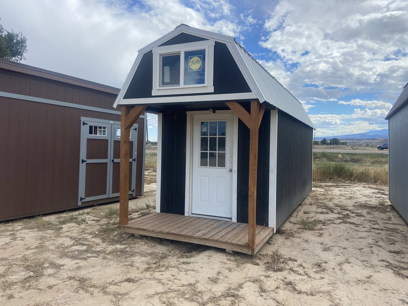 USED: 8x24x7 Lofted Barn