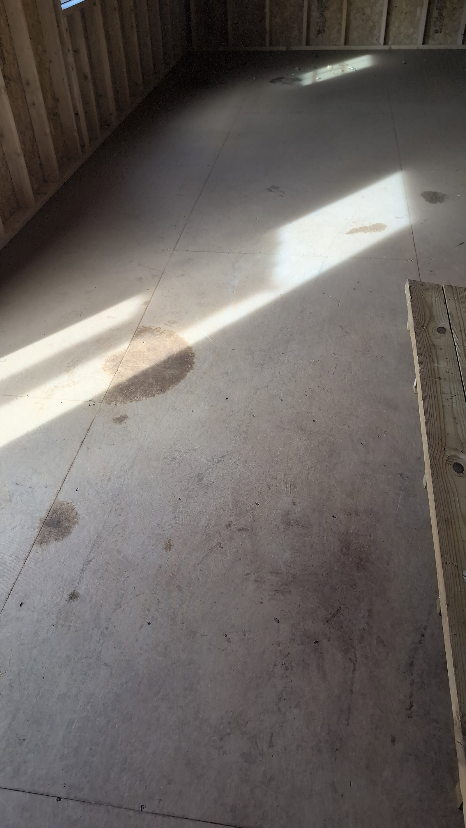 USED: 12x28 New England Garage - View 2