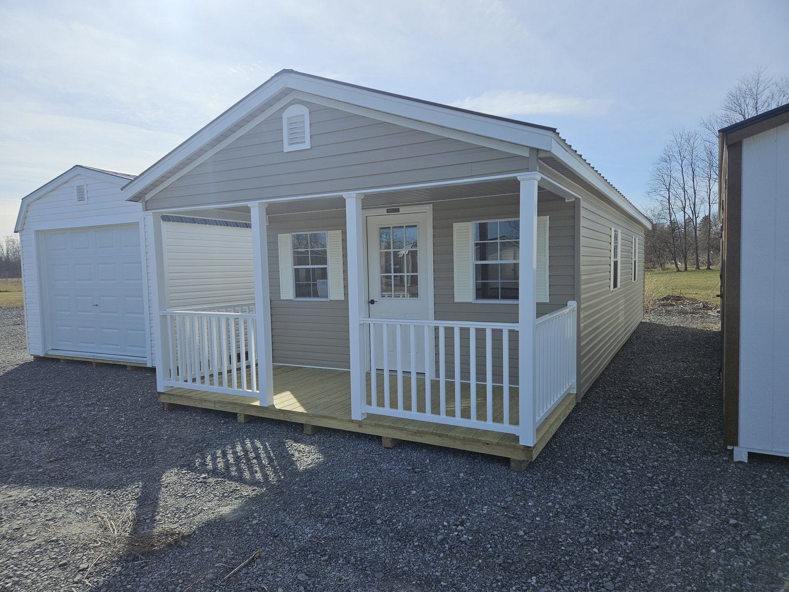 USED: 14x36 Vinyl Deluxe Gable Cottage - View 9