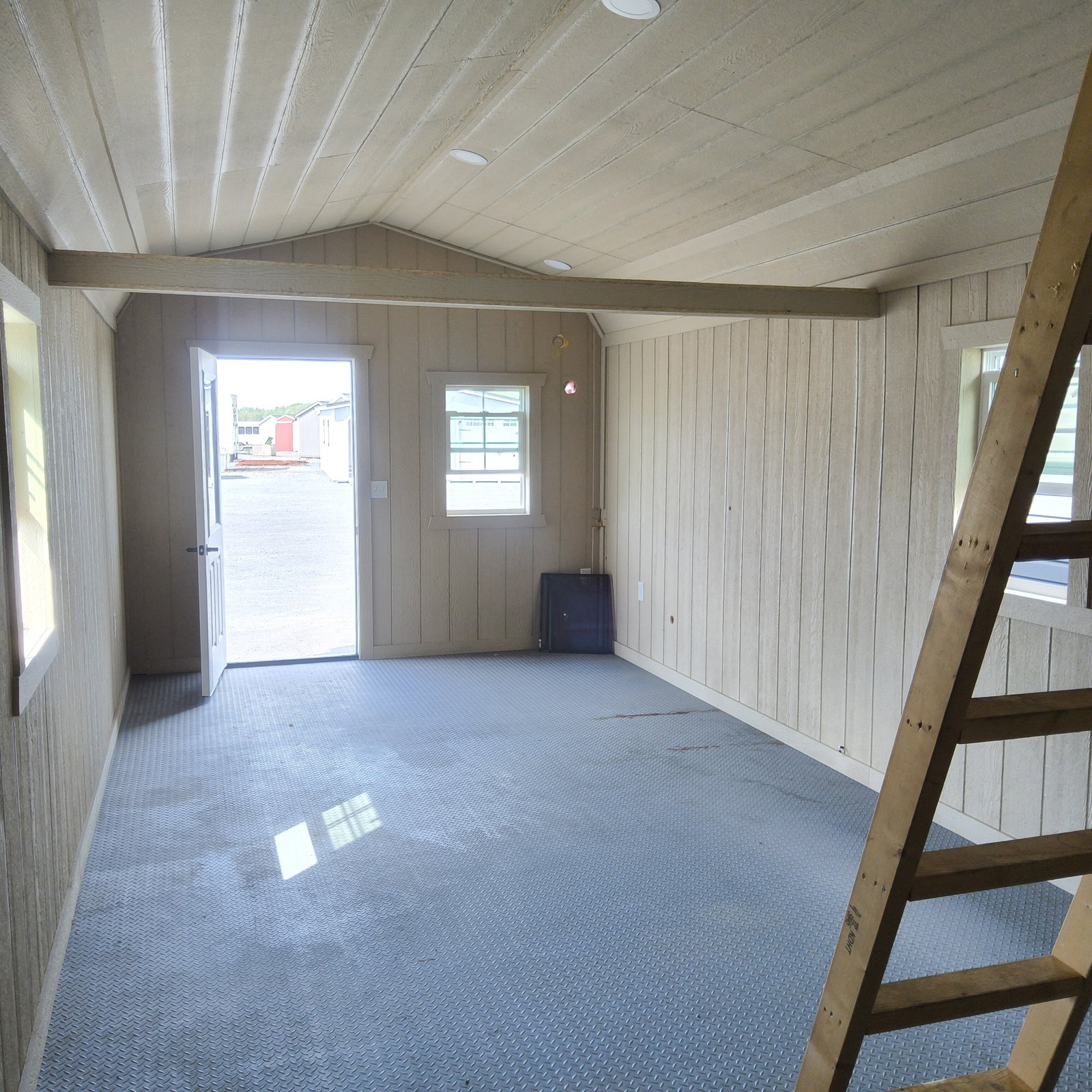 USED: 12x28 New England Dutch Barn - View 4