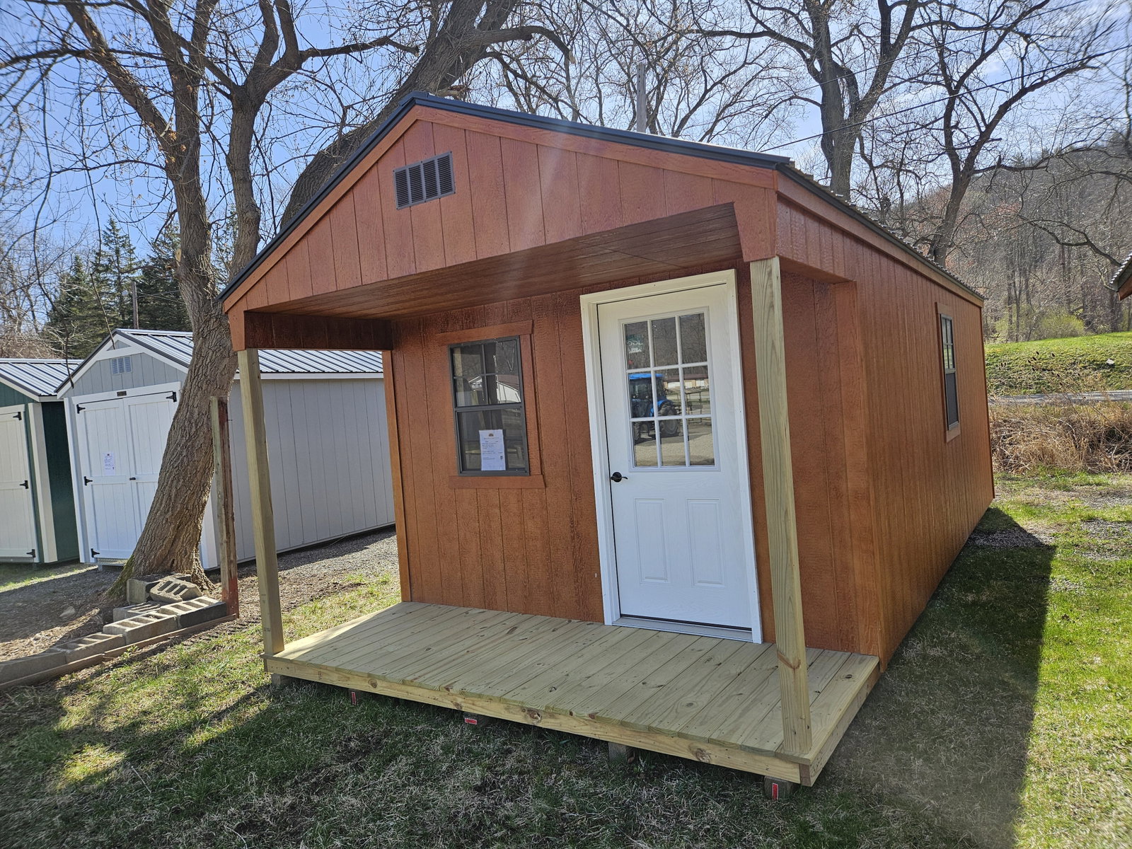 USED: 12x24 Cape Cod Cottage - View 8