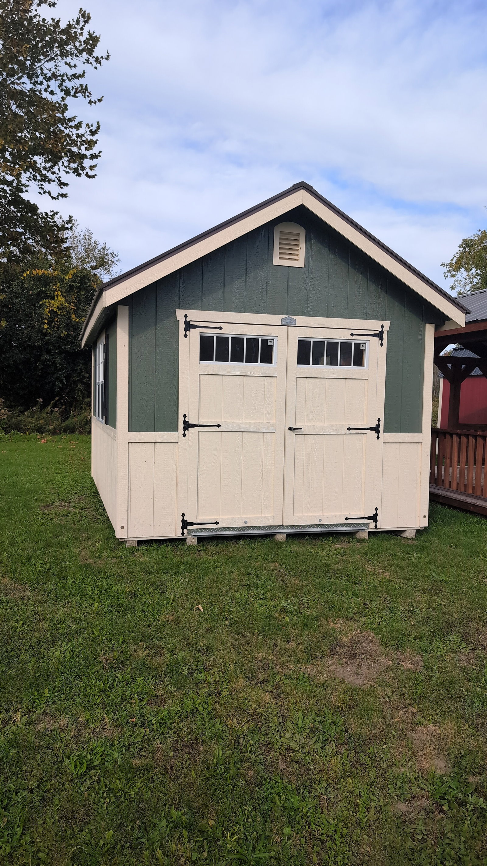 10x14 Classic Chalet