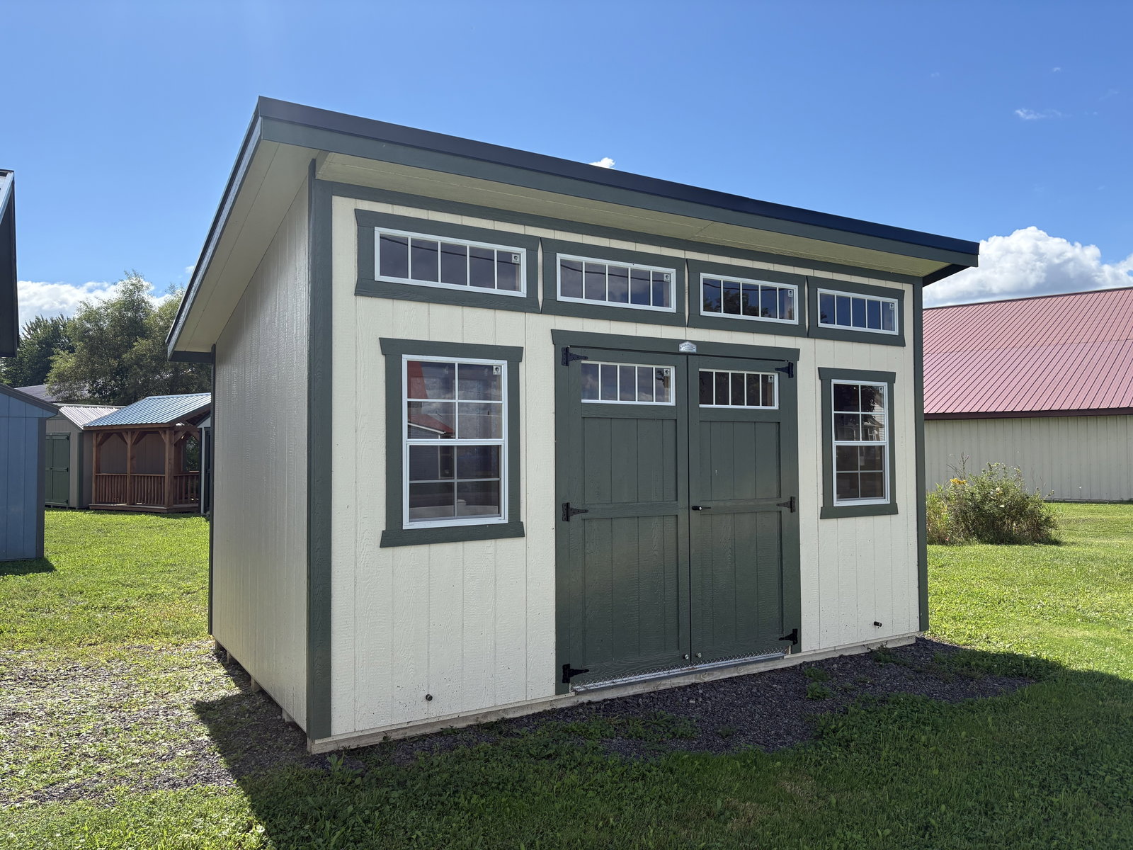 10x16 Classic Studio