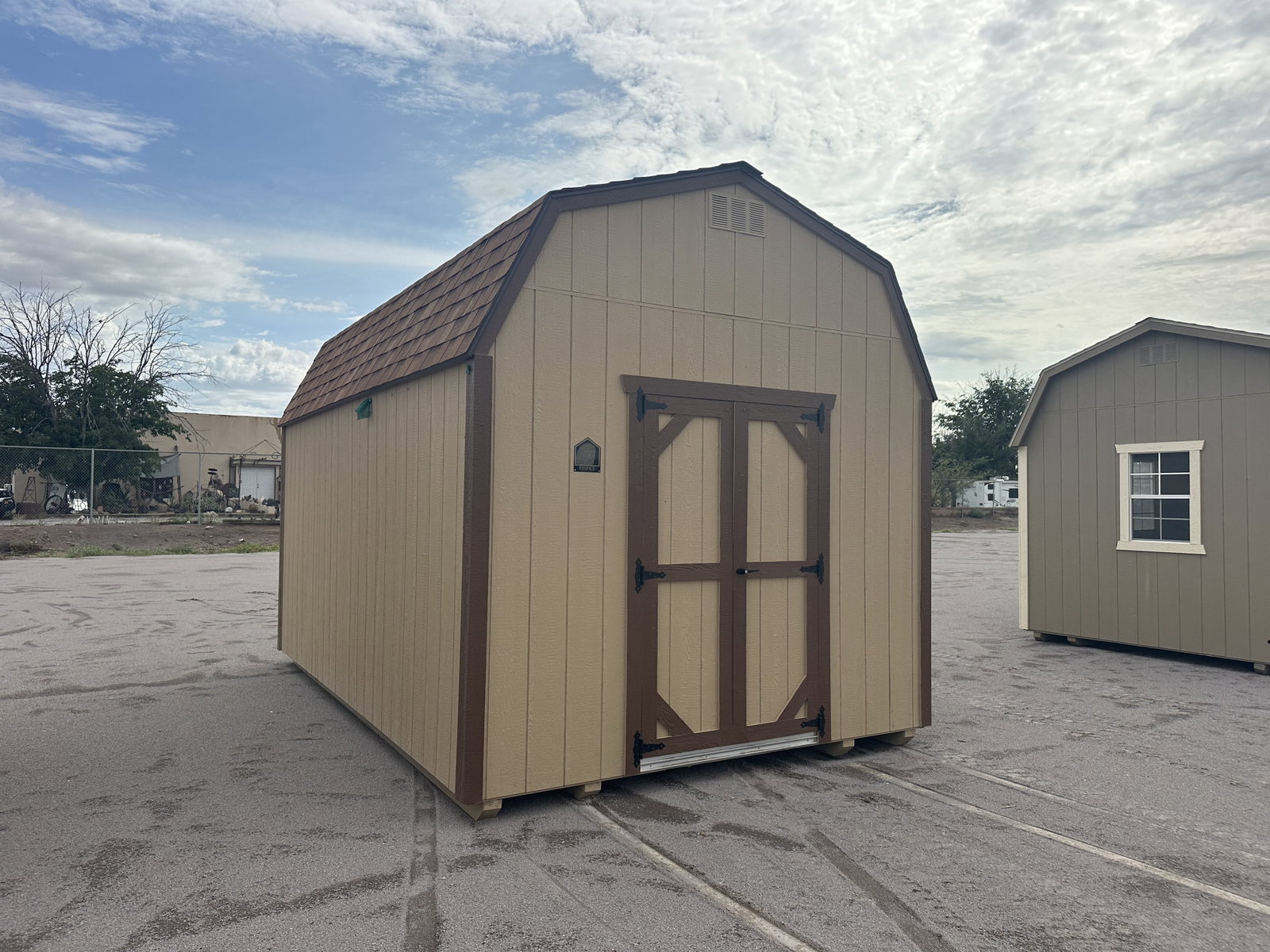 USED: 10x16x7 Frontier Barn