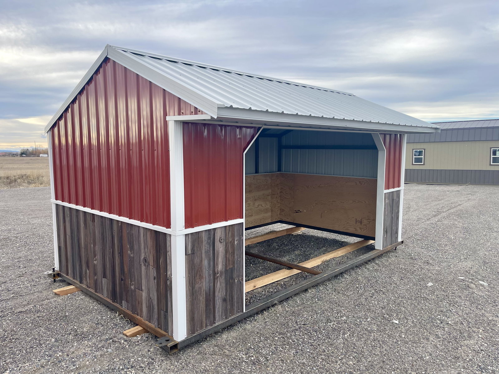 10' x 18' 10x18 MOONDANCE METAL ANIMAL SHELTER for sale in Belgrade, MT