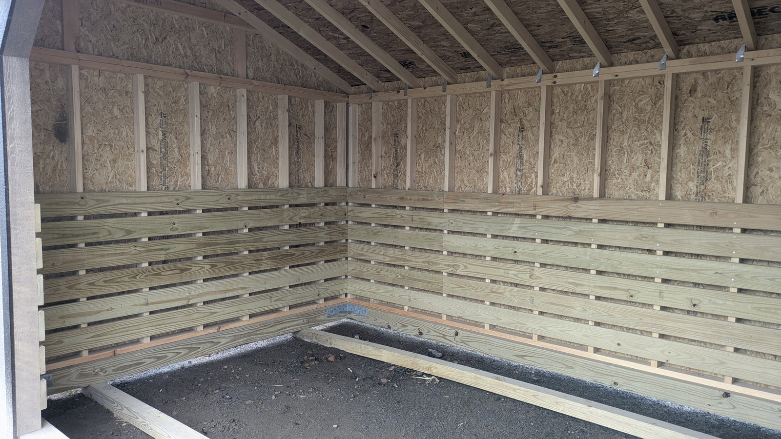 10x16 Run - In Animal Shelter (Limited Warranty) - View 6