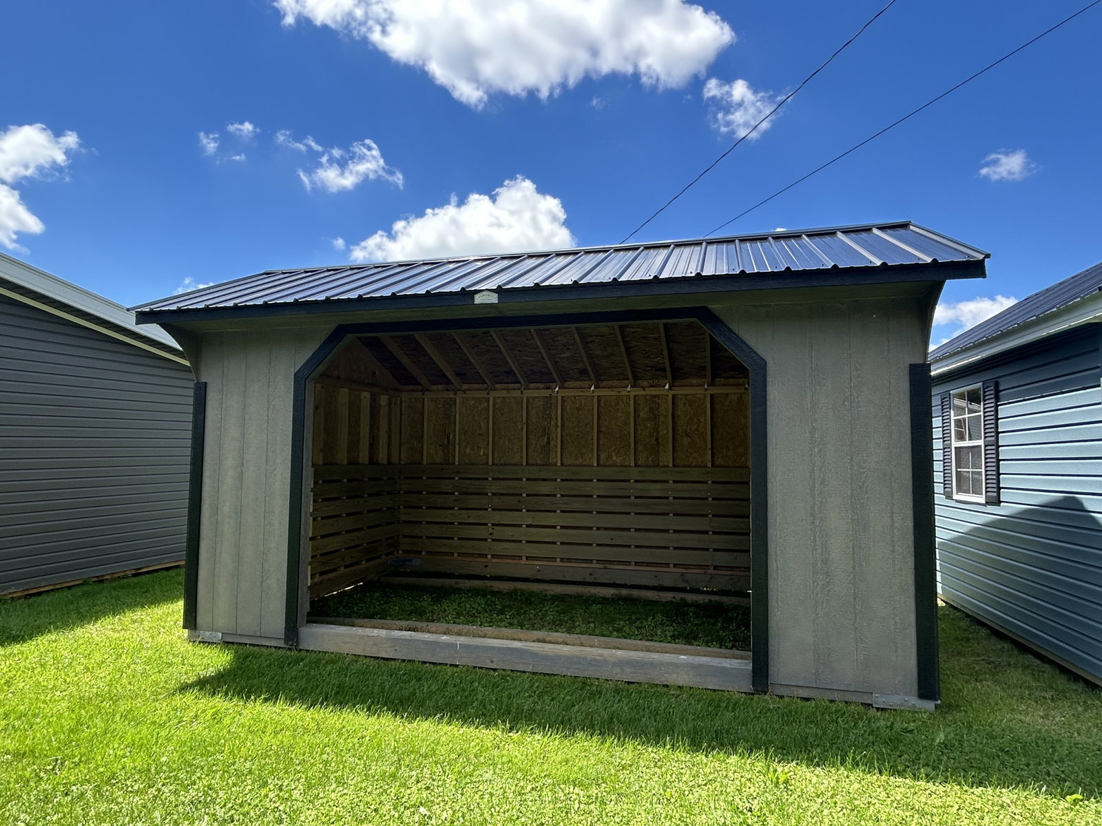 10x16 Run - In Animal Shelter (Limited Warranty)