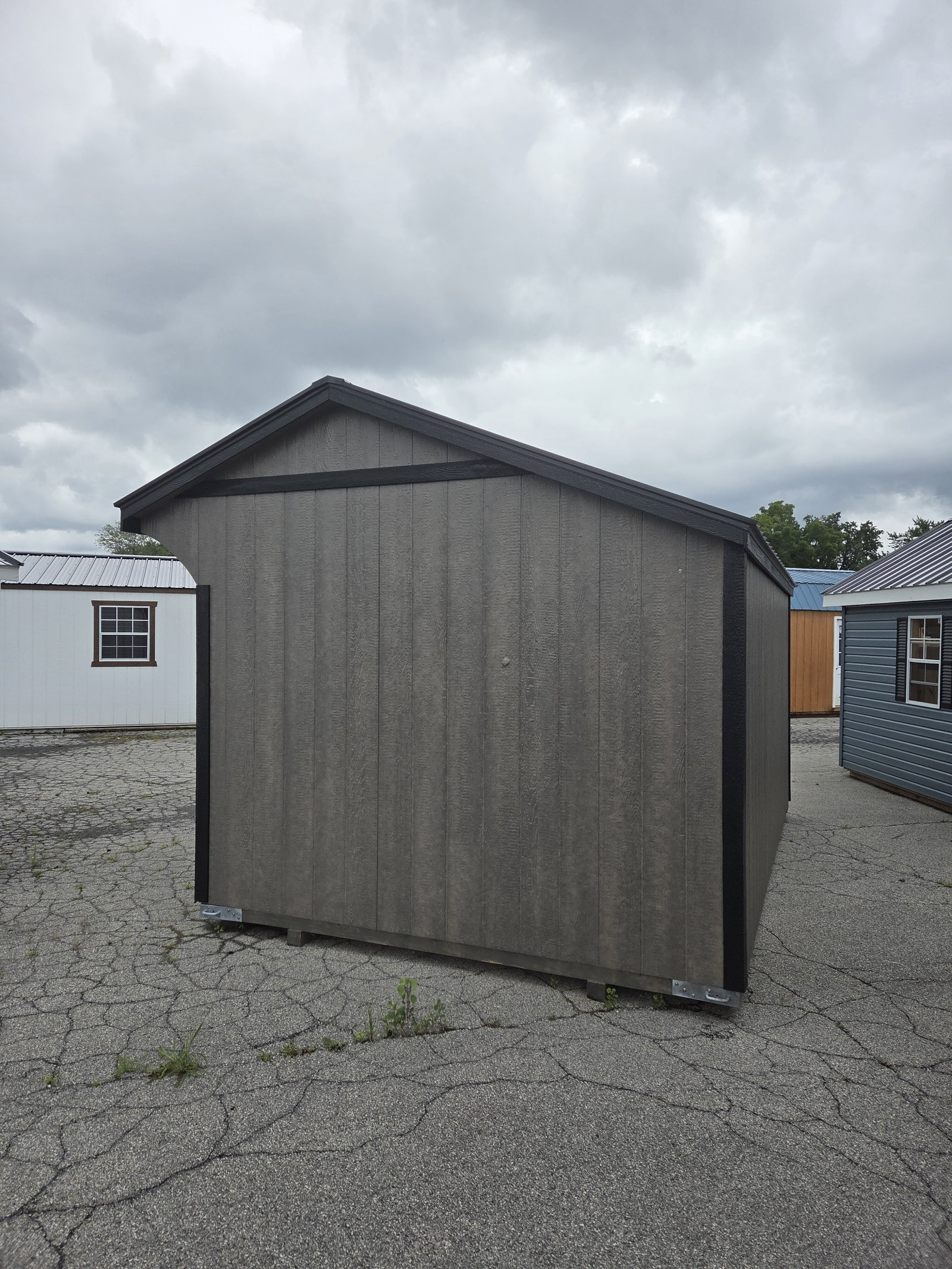 10x16 Run - In Animal Shelter (Limited Warranty) - View 2