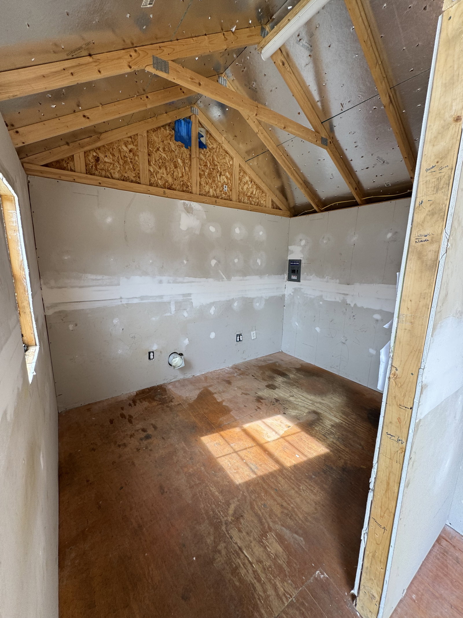 USED: 12x24x8 Garden Shed Max - View 3