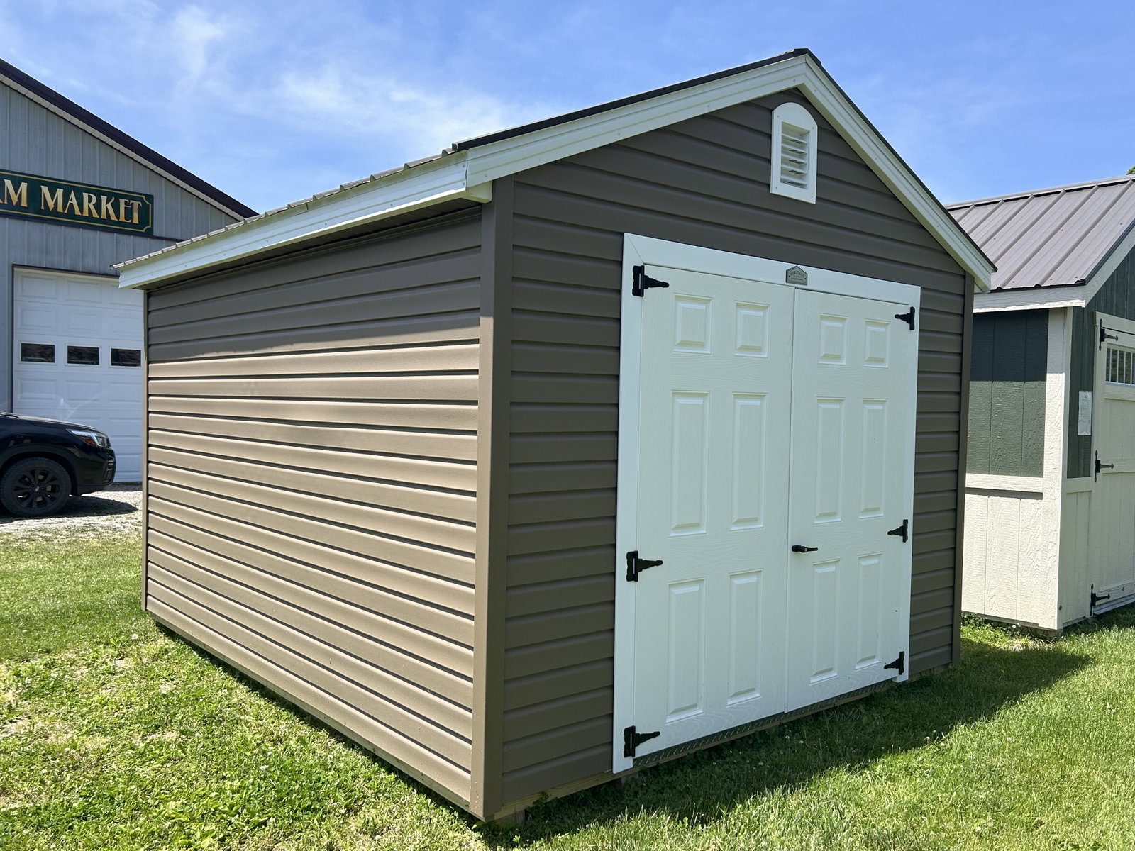10x12 Vinyl Cape Cod Cottage