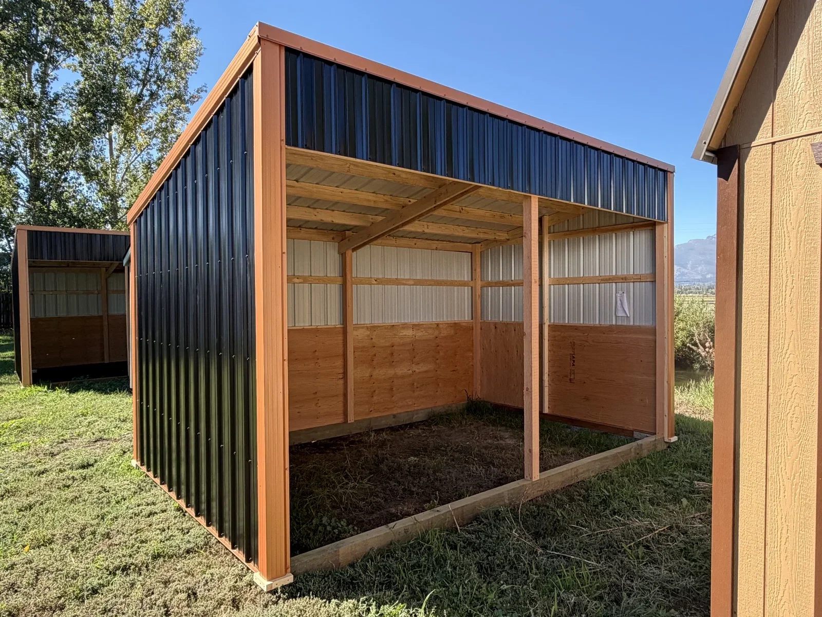 10x16 Animal Shelter