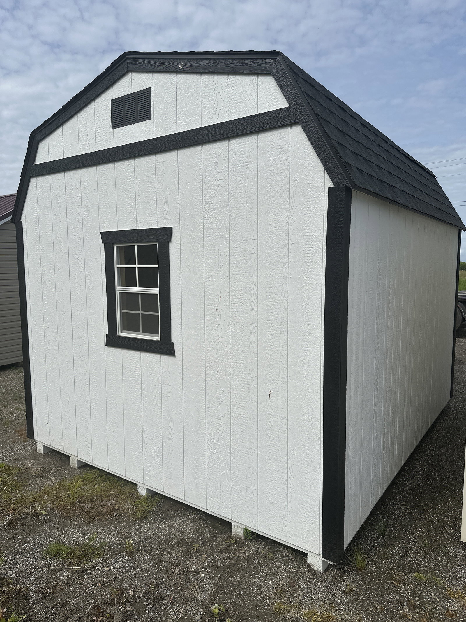 10x12 New England Dutch Barn - View 2