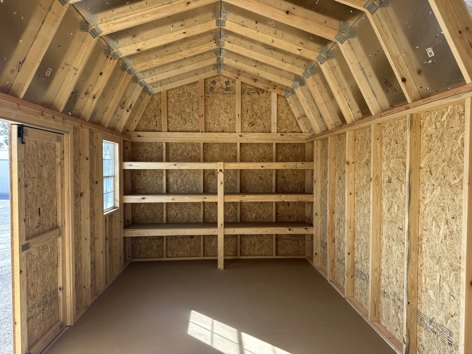 10x20x7 Frontier Barn - View 4
