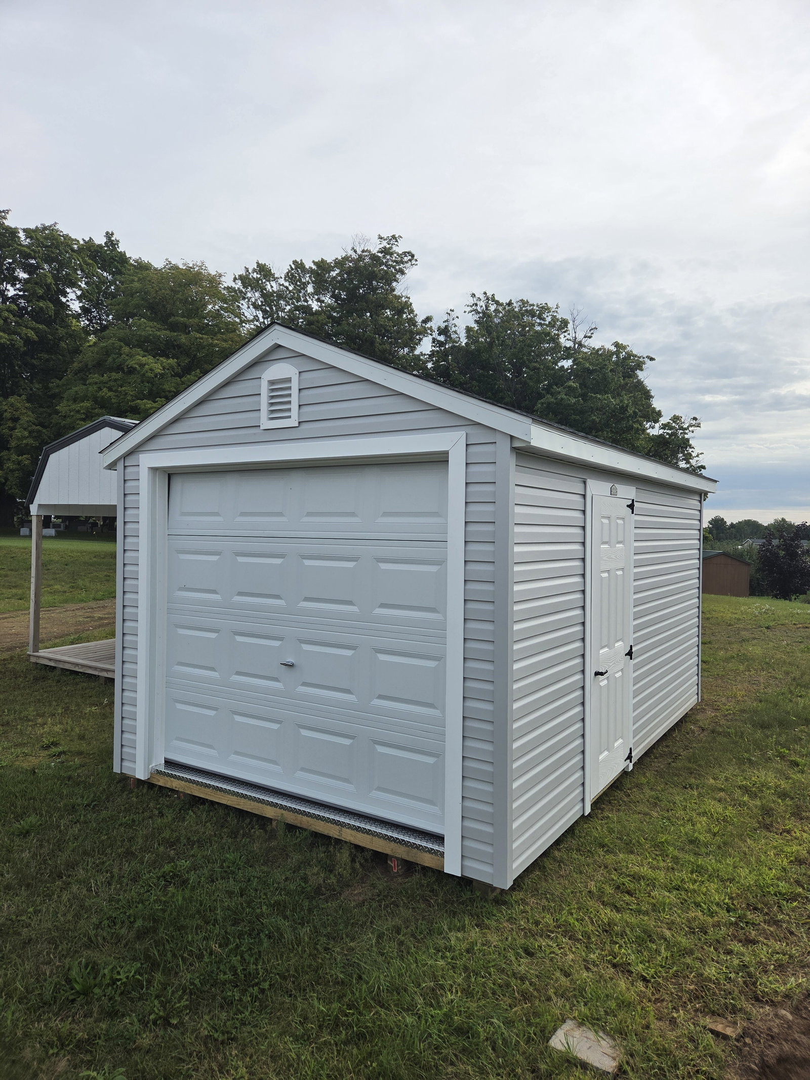 10x16 Vinyl Cape Cod Garage