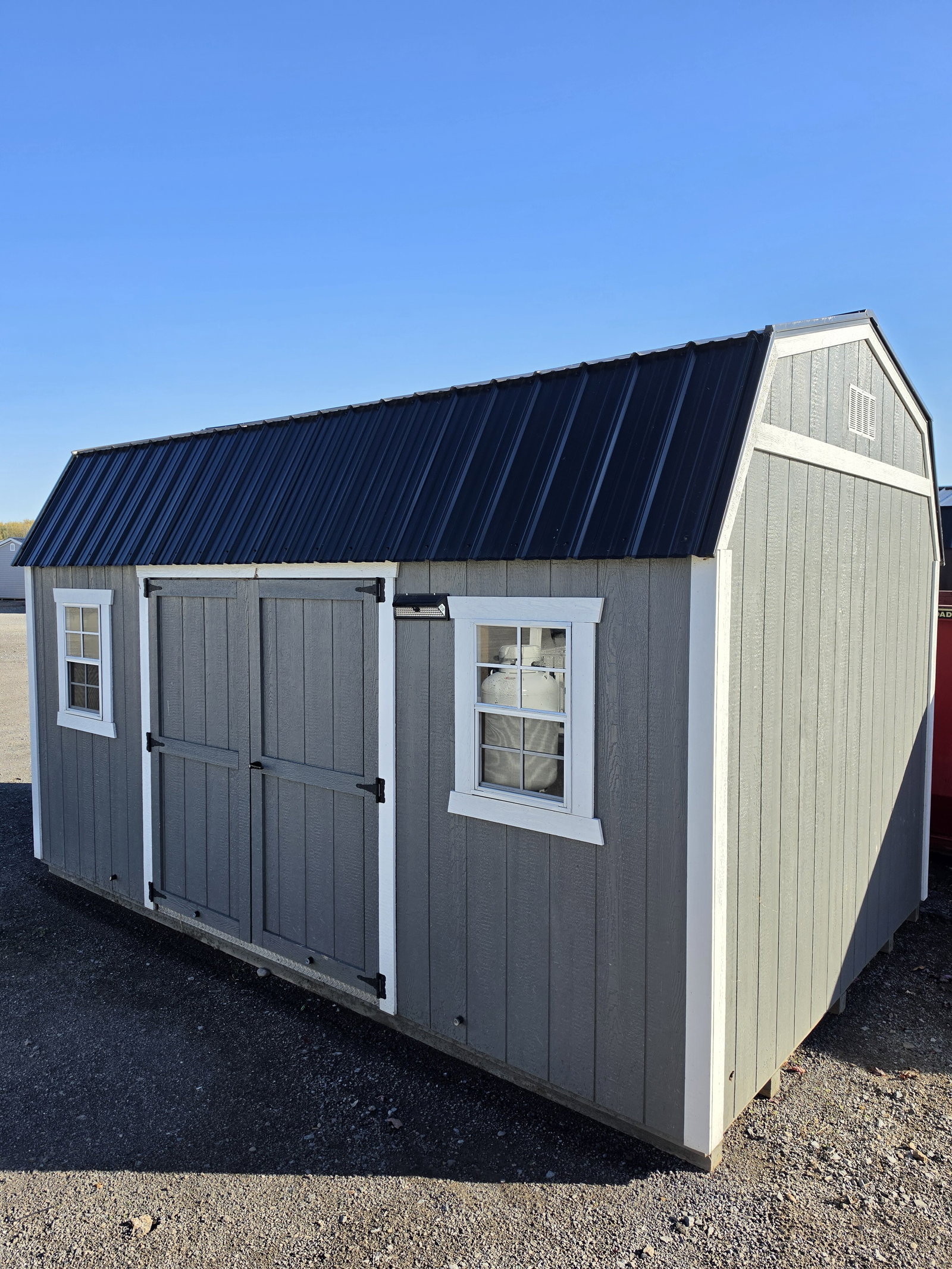 USED: 10x16 New England Dutch Barn