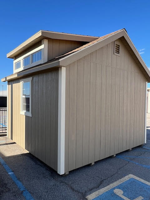 12x12x7 Classic Studio