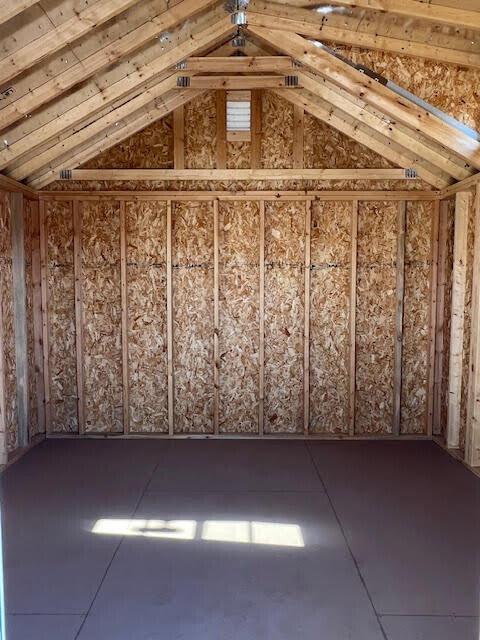 12x12x7 Classic Studio - View 2